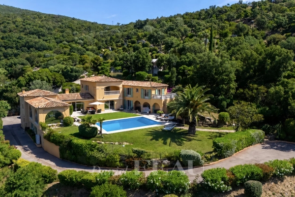 Maison de luxe à vendre à Cavalaire-sur-Mer, 3 490 000 €, Photo 1