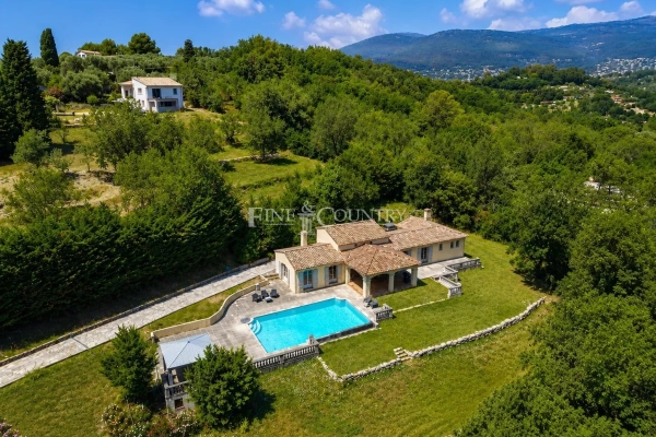 Maison de luxe à vendre à Valbonne, 860 000 €, Photo 1