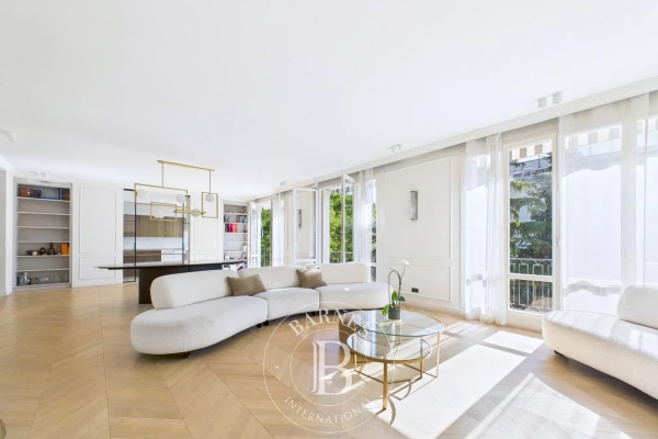 Luxury Apartment for sale in Neuilly-sur-Seine, 4 635 000 €, Photo 2