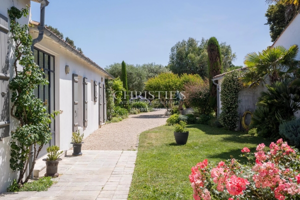 Luxury House for sale in La Flotte, 2 964 000 €, Photo 3
