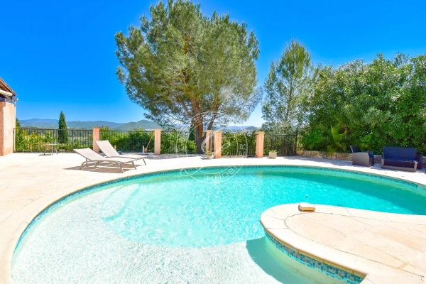 Maison de luxe à vendre à Taradeau, 420 000 €, Photo 3