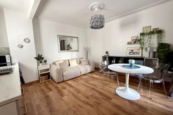 Appartement de luxe à vendre à Paris 11ème, 395 000 €, Photo 3