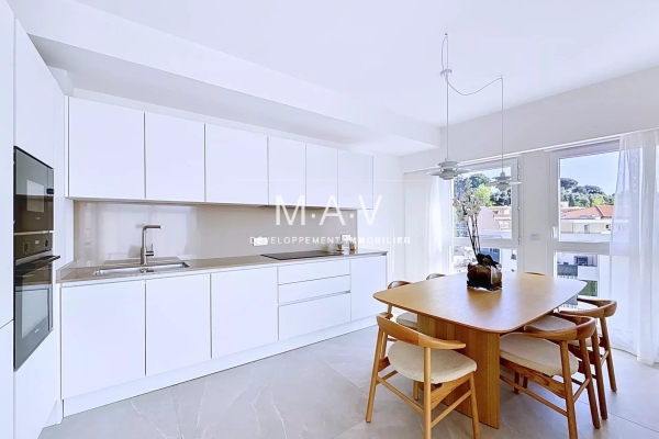 Luxury Apartment for sale in Nice, 935 000 €, Photo 7
