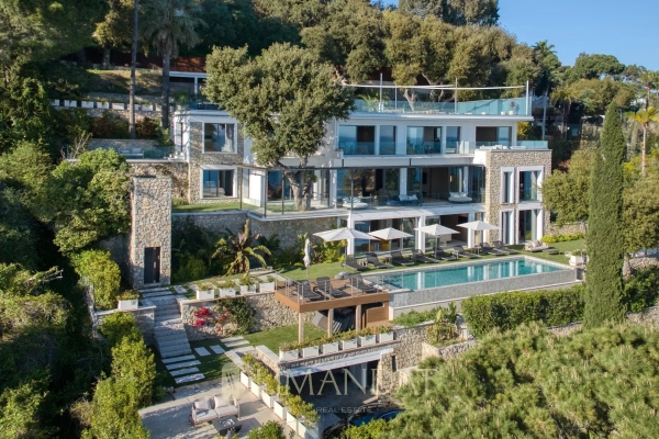 Luxury House for rental in Cannes, 75 000 €, Photo 1