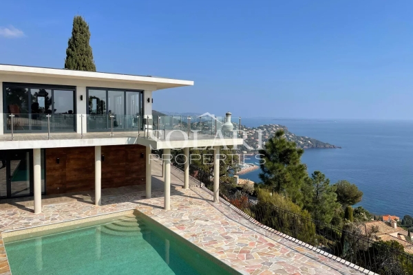 Maison de luxe à vendre à Théoule-sur-Mer, 2 890 000 €, Photo 1