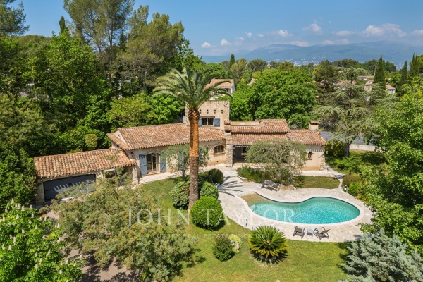 Luxury House for sale in Mougins, 1 350 000 €, Photo 1