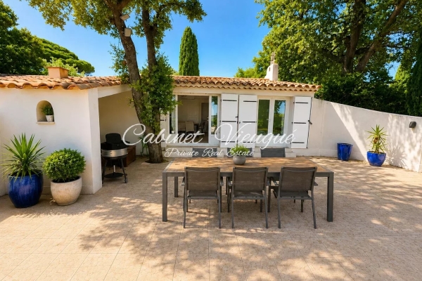 Maison de luxe à vendre à Grimaud, 632 000 €, Photo 1