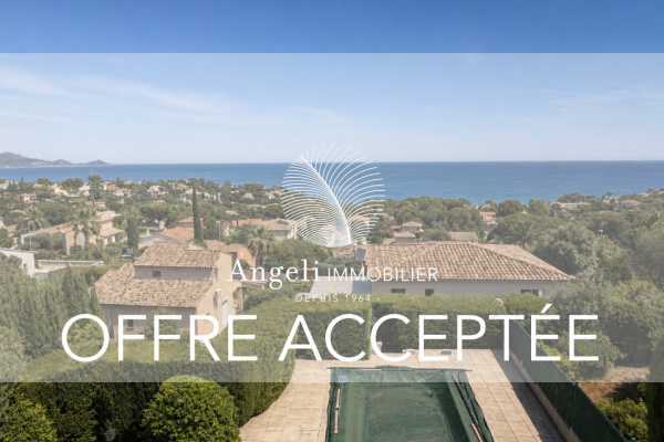 Maison de luxe à vendre à Roquebrune-sur-Argens, 720 000 €, Photo 1