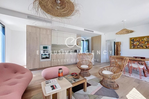 Maison de luxe à vendre à Cap d'Antibes, 2 980 000 €, Photo 4