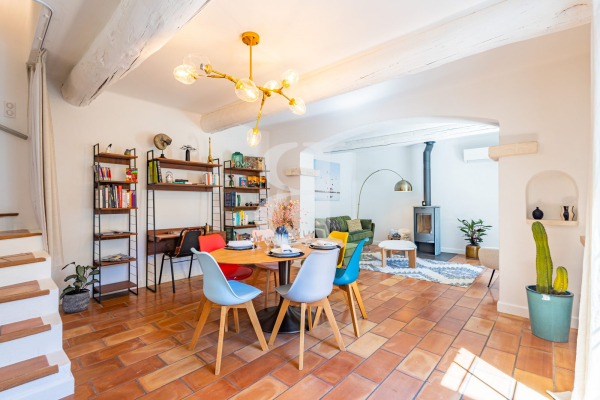 Maison de luxe à vendre à Saint-Rémy-de-Provence, 600 000 €, Photo 1