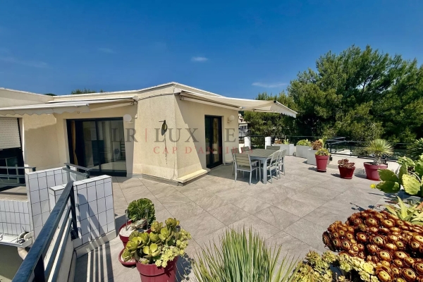Appartement de luxe à louer à Cap d'Antibes, 1 800 €, Photo 1