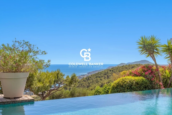 Maison de luxe à vendre à Carqueiranne, 2 490 000 €, Photo 1