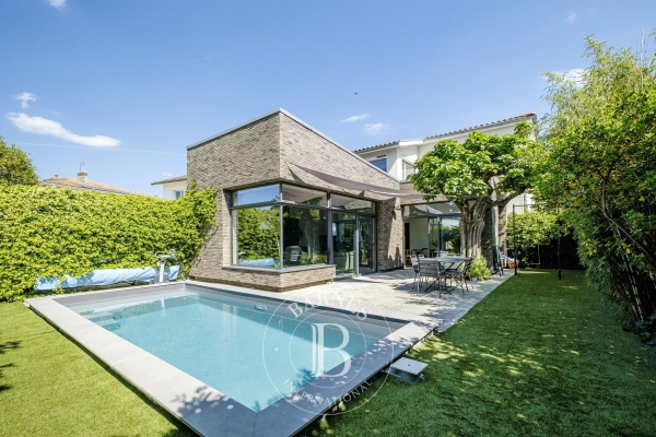 Maison de luxe à vendre à Bordeaux, 990 000 €, Photo 1