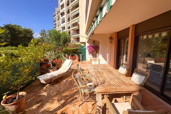 Appartement de luxe à vendre à Mandelieu-la-Napoule, 475 000 €, Photo 1
