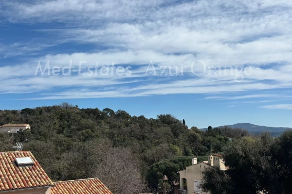 Appartement de luxe à vendre à Grimaud, 495 000 €, Photo 2