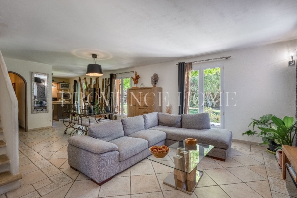 Maison de luxe à vendre à Maubec, 550 000 €, Photo 4
