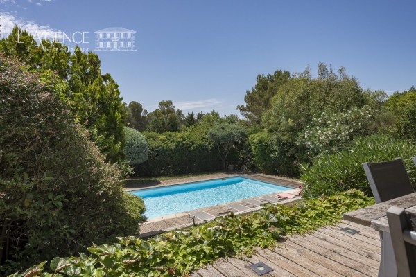 Maison de luxe à vendre à Aix-en-Provence, 785 000 €, Photo 4