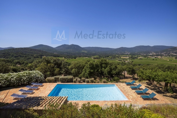 Luxury House for sale in Le Plan-de-La-Tour, 1 990 000 €, Photo 1