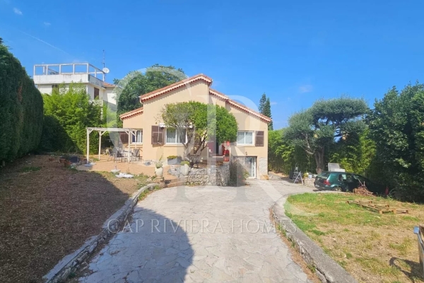 Maison de luxe à vendre à Roquebrune-Cap-Martin, 2 120 000 €, Photo 1
