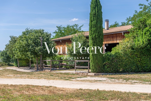 Maison de luxe à vendre à Saint-Martin-de-Crau, 2 350 000 €, Photo 4