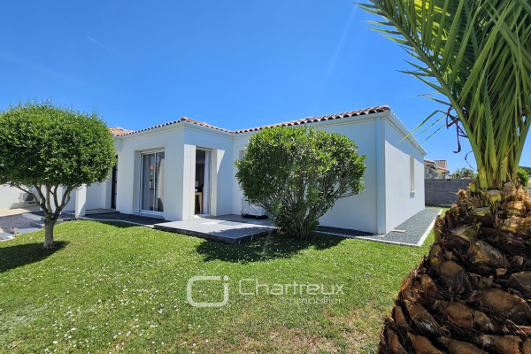 Maison de luxe à vendre à Saint-Georges-de-Didonne, 495 000 €, Photo 1