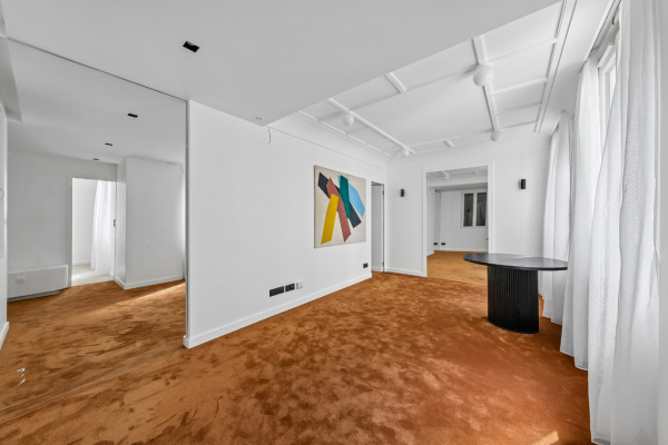Luxury Apartment for sale in Paris 10ème, 400 000 €, Photo 1