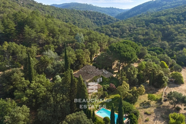 Maison de luxe à vendre à La Garde-Freinet, 3 750 000 €, Photo 1