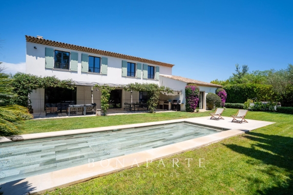 Maison de luxe à vendre à Saint-Tropez, 5 250 000 €, Photo 1