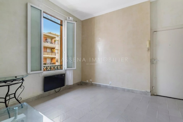 Luxury Apartment for sale in Nice, 140 000 €, Photo 2