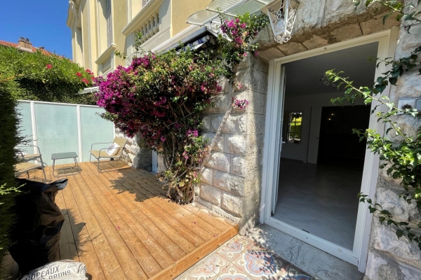 Appartement de luxe à vendre à Nice, 429 000 €, Photo 2