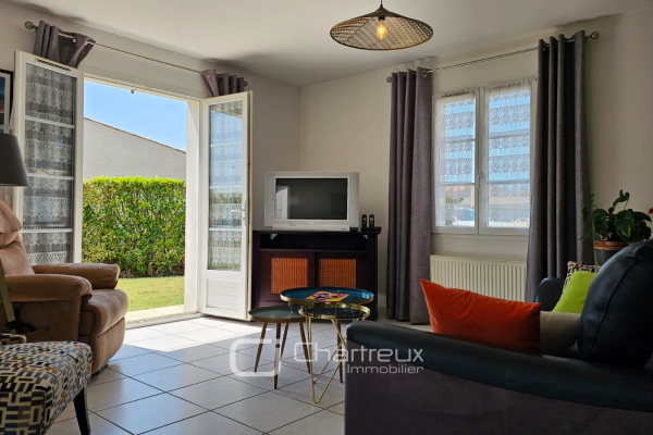 Maison de luxe à vendre à Saint-Sulpice-de-Royan, 367 000 €, Photo 3