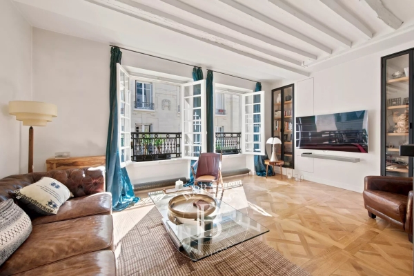 Luxury Apartment for sale in Paris 3ème, 935 000 €, Photo 1