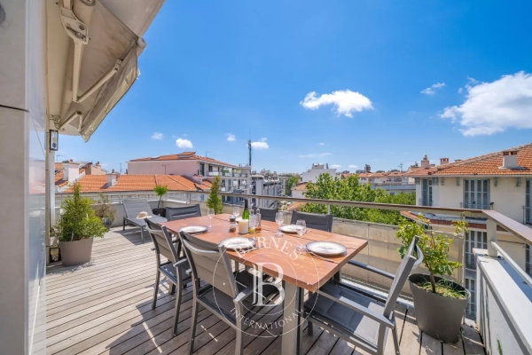 Appartement de luxe à vendre à Antibes, 730 000 €, Photo 1