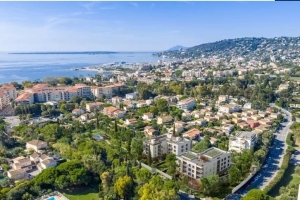 Appartement de luxe à vendre à Antibes, 310 000 €, Photo 1