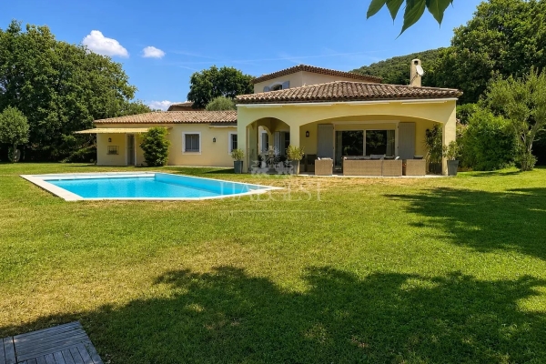 Luxury House for sale in Peille, 2 290 000 €, Photo 1