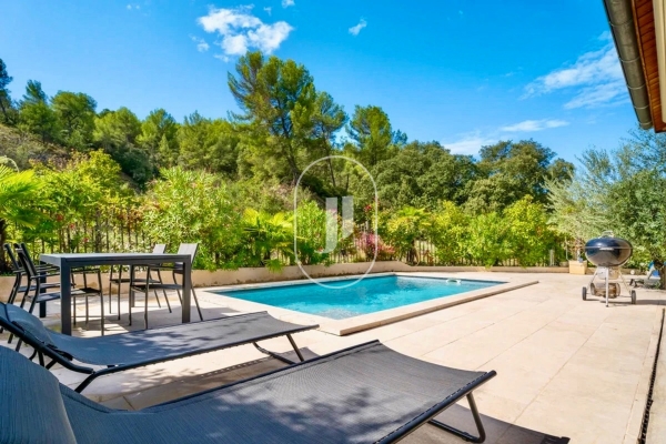 Maison de luxe à vendre à Aix-en-Provence, 1 442 000 €, Photo 1