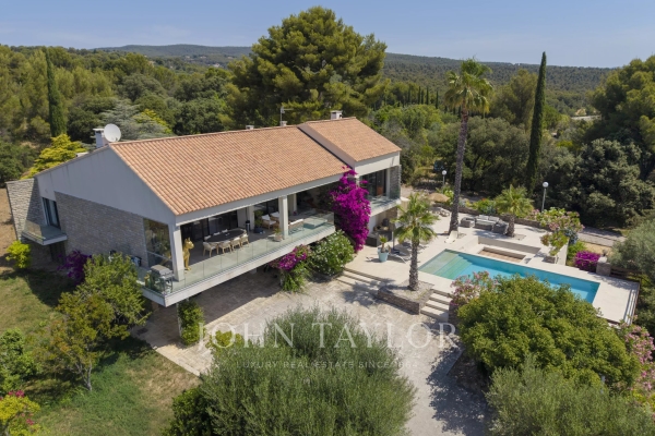 Maison de luxe à vendre à Saint-Cyr-sur-Mer, 2 490 000 €, Photo 2