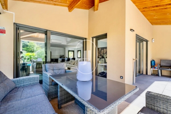 Maison de luxe à vendre à Aix-en-Provence, 1 442 000 €, Photo 2