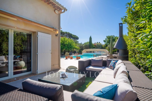 Maison de luxe à vendre à Saint-Tropez, 2 940 000 €, Photo 3