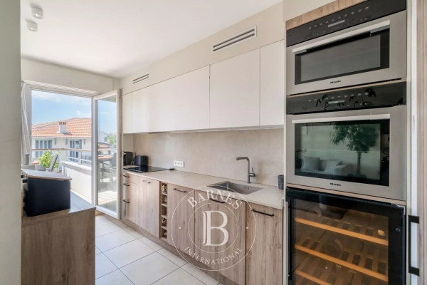 Appartement de luxe à vendre à Antibes, 730 000 €, Photo 3
