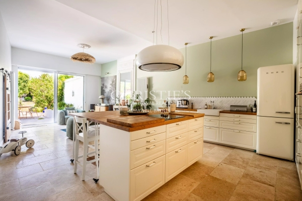 Luxury House for sale in Saint-Macaire, 599 000 €, Photo 3