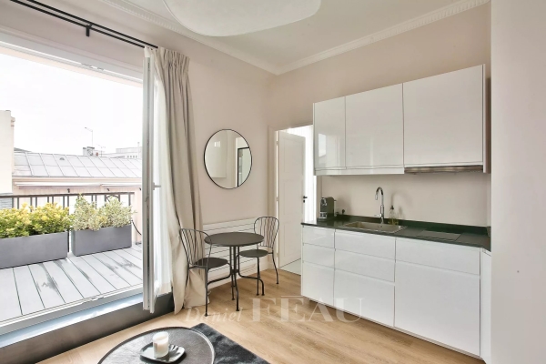 Appartement de luxe à louer à Paris 9ème, 1 750 €, Photo 4