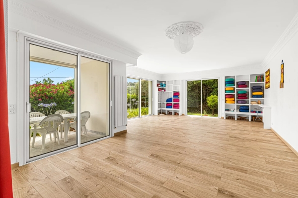 Luxury Apartment for sale in Nice, 689 000 €, Photo 4