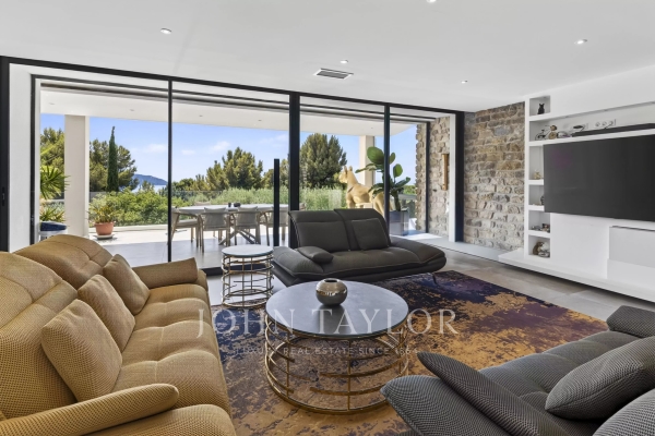 Maison de luxe à vendre à Saint-Cyr-sur-Mer, 2 490 000 €, Photo 7