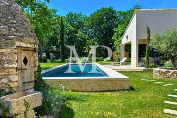 Luxury House for rental in Saint Saturnin les Apt, 6 650 €, Photo 1