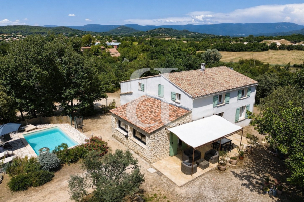 Luxury House for sale in Apt, 800 000 €, Photo 1