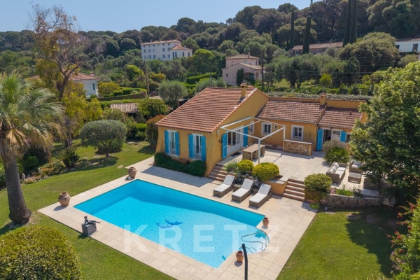 Maison de luxe à vendre à Cap d'Antibes, 2 990 000 €, Photo 1