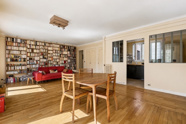 Luxury Apartment for sale in Paris 18ème, 450 000 €, Photo 3