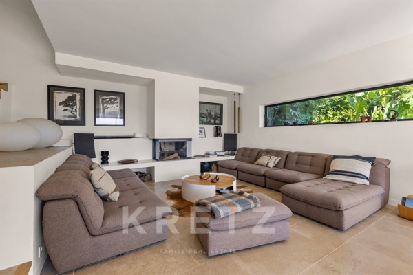 Maison de luxe à vendre à Antibes, 1 850 000 €, Photo 7
