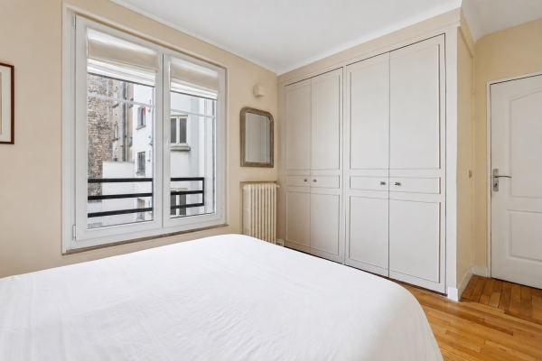 Luxury Apartment for sale in Paris 18ème, 450 000 €, Photo 7